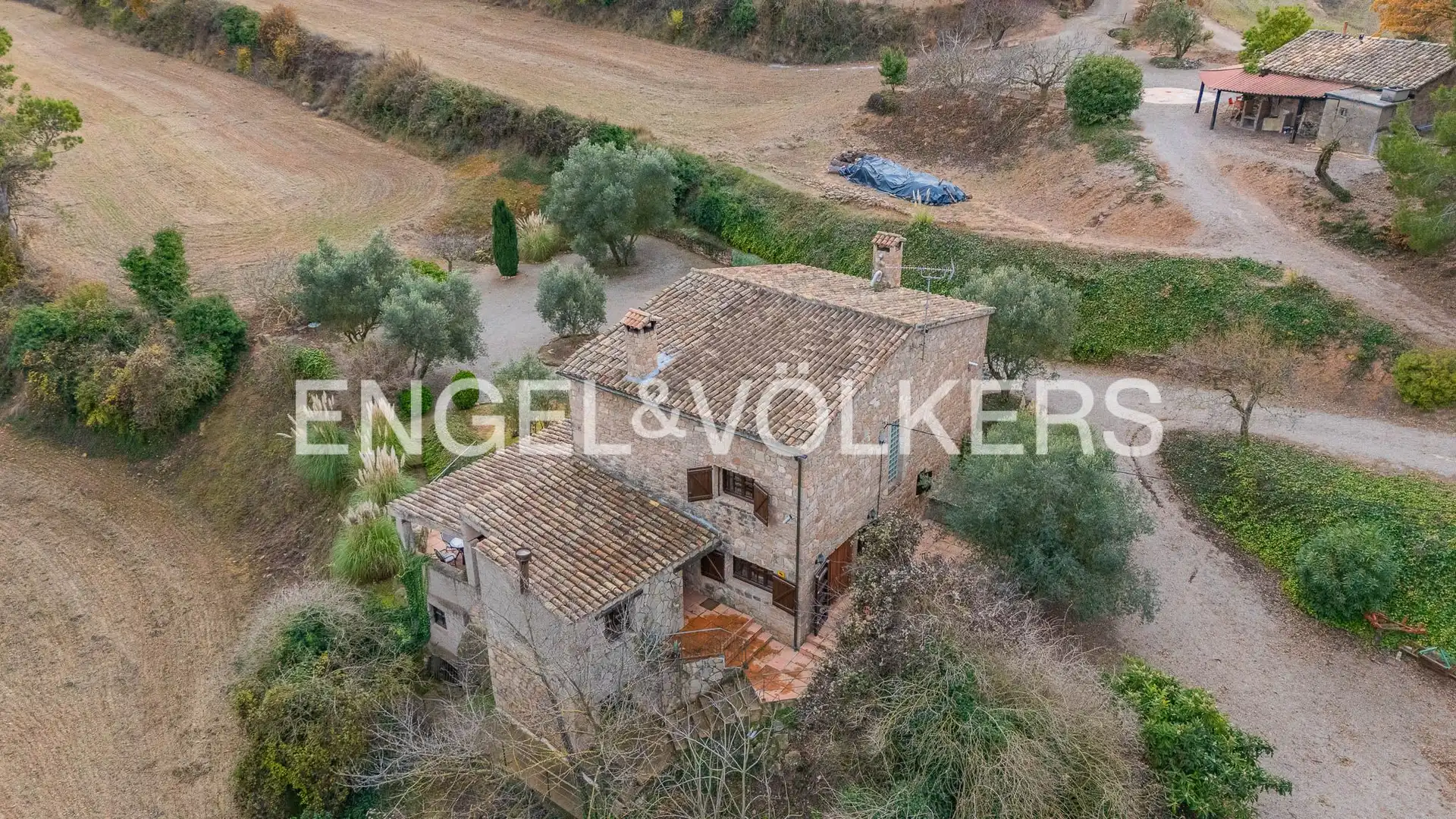 Vista exterior de Finca rústica en venda en Aguilar de Segarra amb Calefacció, Jardí privat i Terrassa