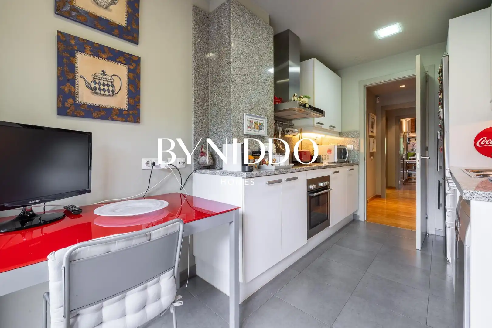 Kitchen of Flat for sale in Sant Cugat del Vallès  with Air Conditioner, Heating and Private garden