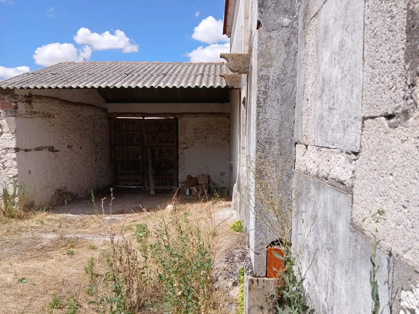 Vista exterior de Casa o xalet en venda en Olombrada amb Jardí privat