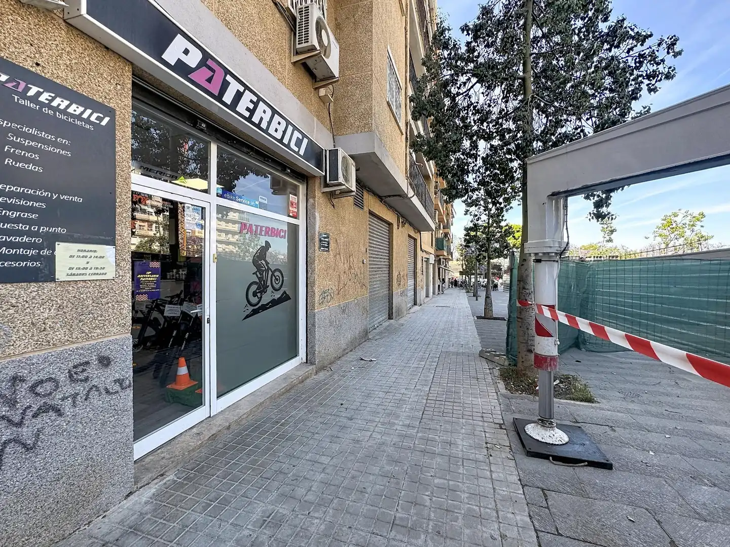 Commercial properties for rent in Paterna