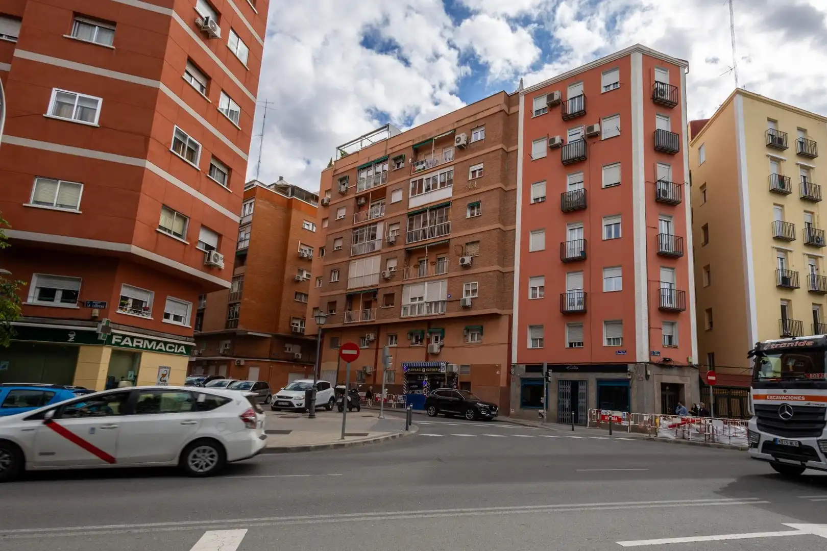 Vista exterior de Estudio de alquiler en Madrid con Aire acondicionado, Calefacción y Amueblado