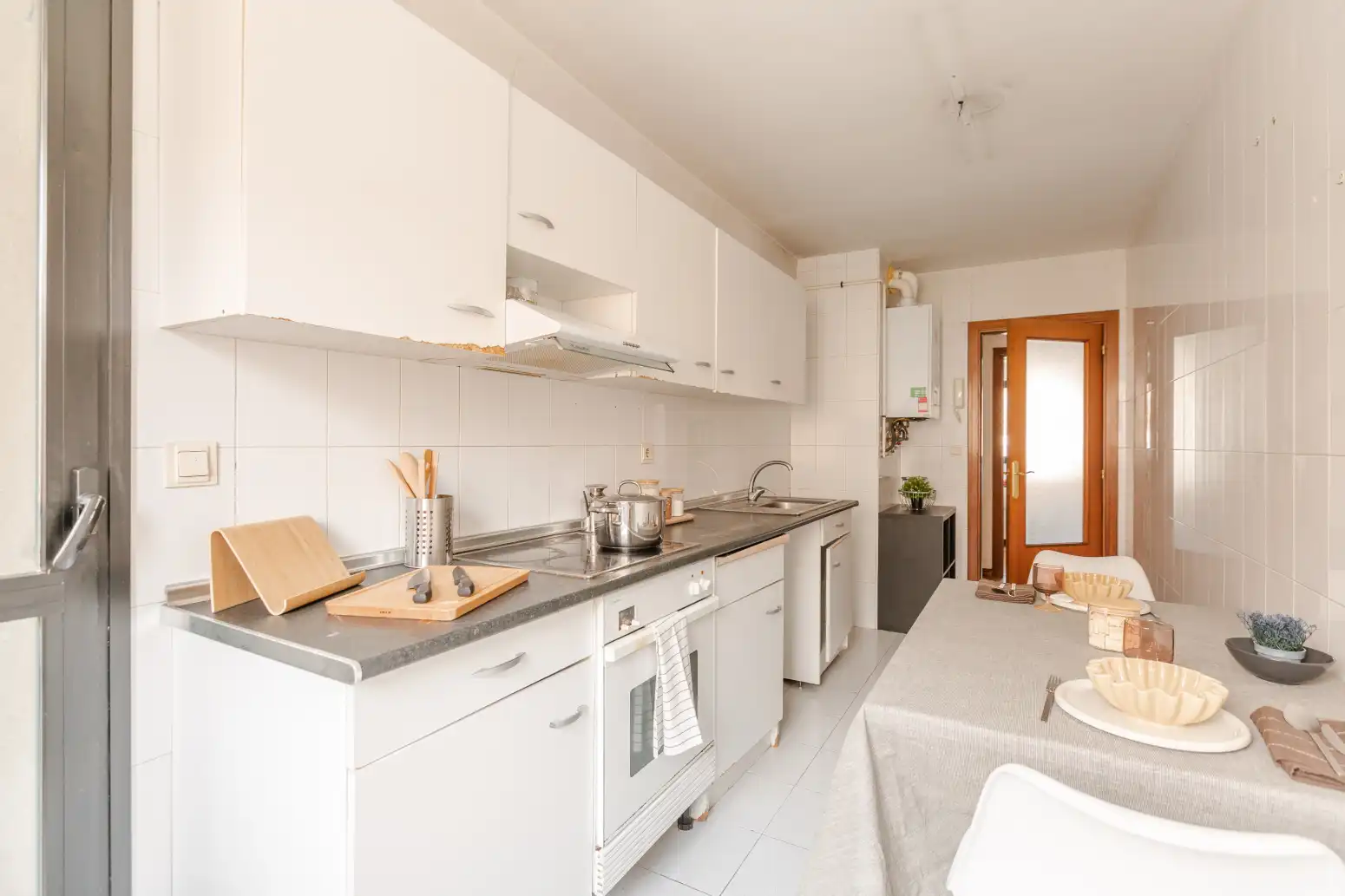Cocina de Piso en venta en  Pamplona / Iruña con Calefacción, Parquet y Trastero