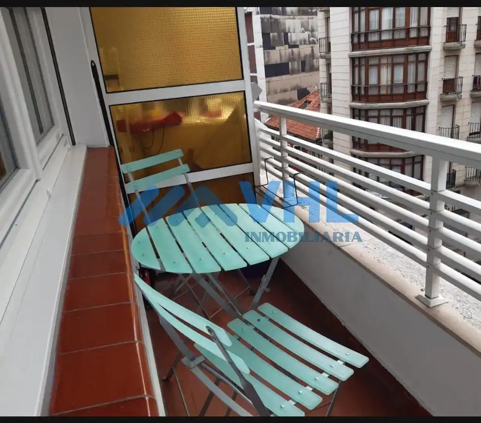 Piso de alquiler en Calle de la Ronda, Centro