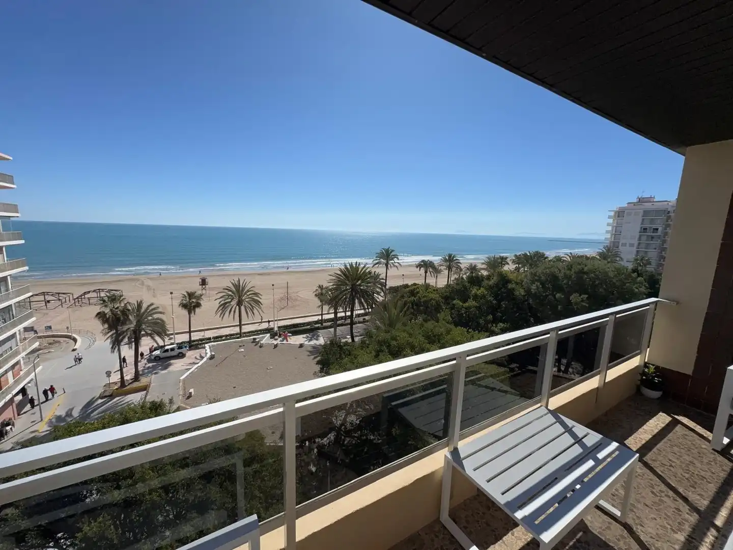 Flat with terrace for sale in Plaza Constitucion, imagen 3