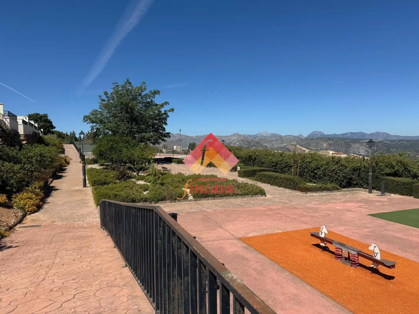 Vista exterior de Casa o xalet en venda en Ronda amb Calefacció i Terrassa