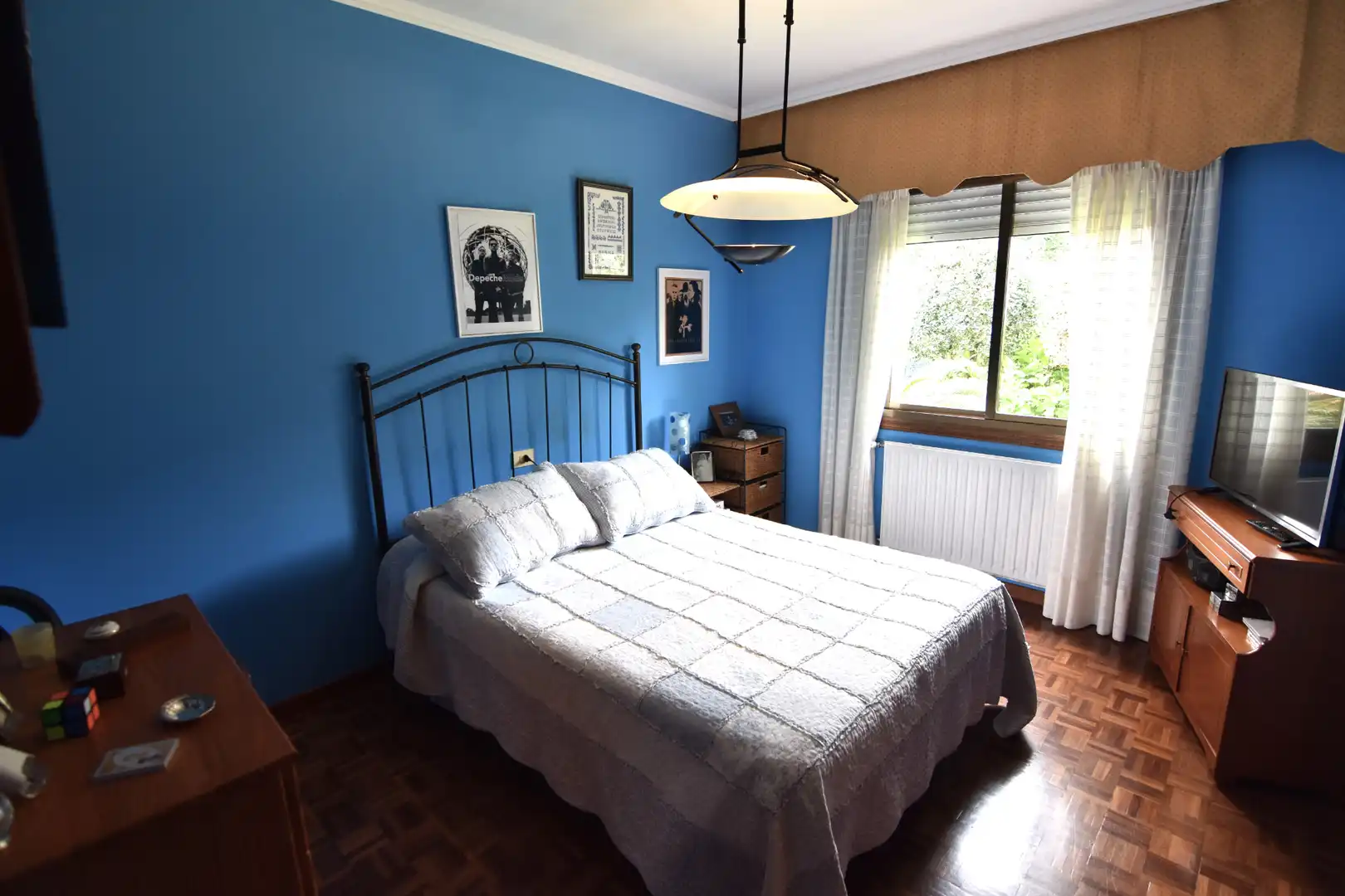 Habitación de Casa o chalet en venta en Oleiros con Calefacción, Jardín privado y Parquet