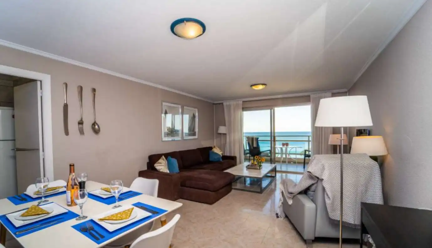 Sala de estar de Apartamento en venta en Calpe / Calp con Aire acondicionado, Calefacción y Jardín privado
