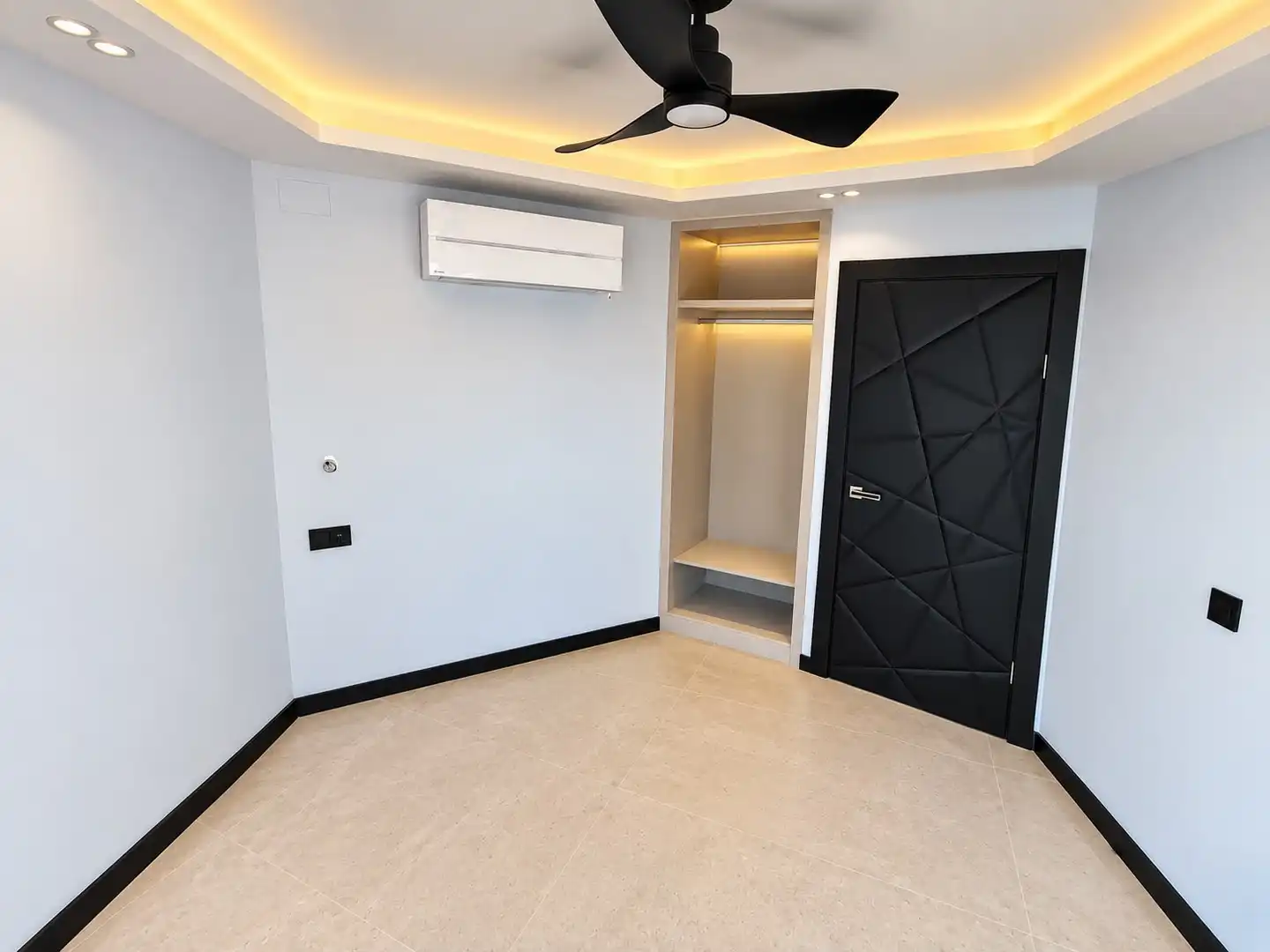 Apartament amb ascensor en venda a Puerto Deportivo, imagen 14