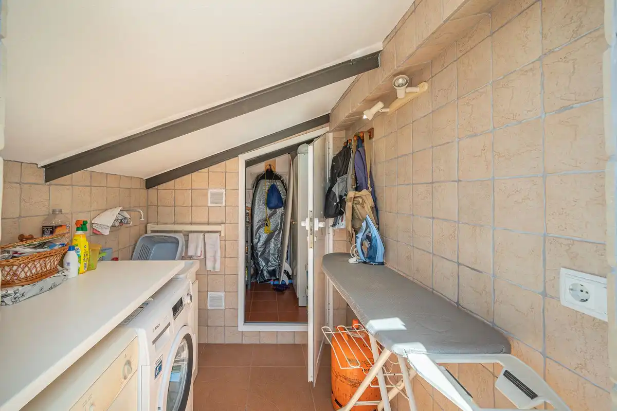 Cuina de Àtic en venda en Marbella amb Aire condicionat, Terrassa i Moblat