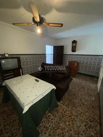 Casa-chalet en Venta en Marchena