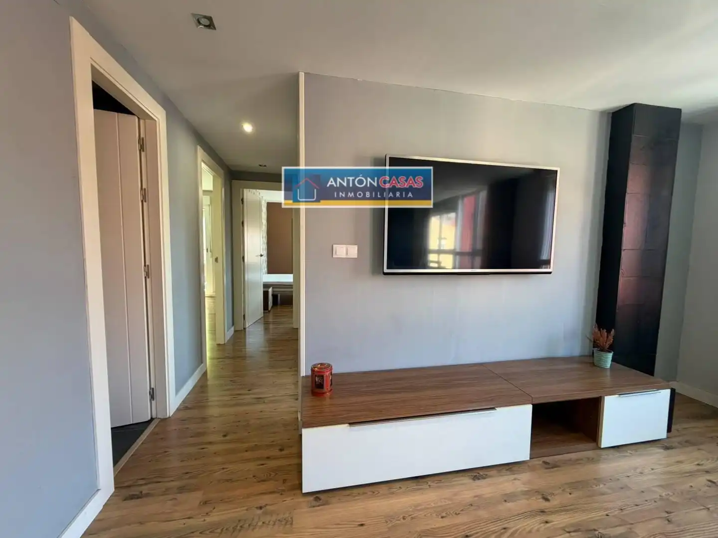 Living room of Flat for sale in Petrer  with Air Conditioner, Parquet flooring and Furnished