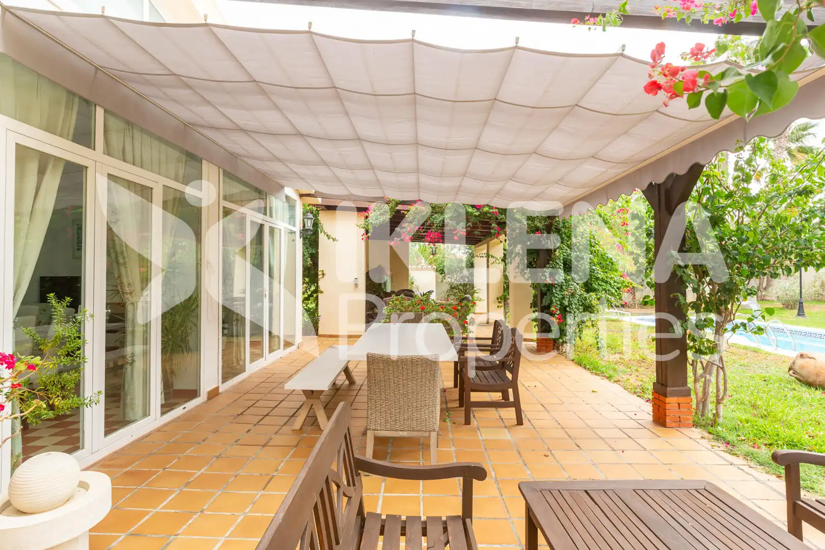 Terrace of Houses for sale in Roquetas de Mar  with Air Conditioner, Private garden and Terrace