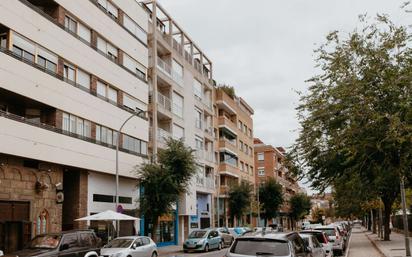 Exterior view of Flat for sale in  Huesca Capital  with Balcony