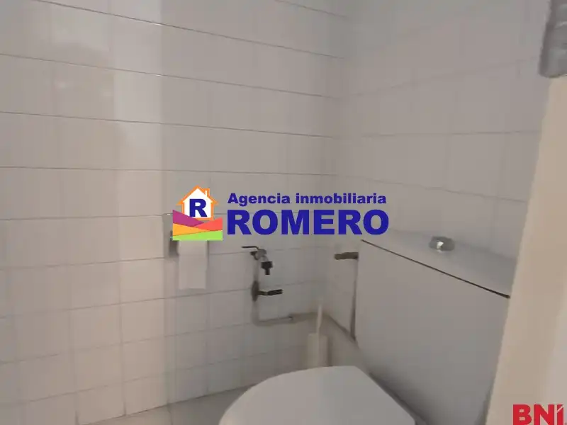 Local comercial de lloguer a Rúa de Laverde Ruiz, imagen 13