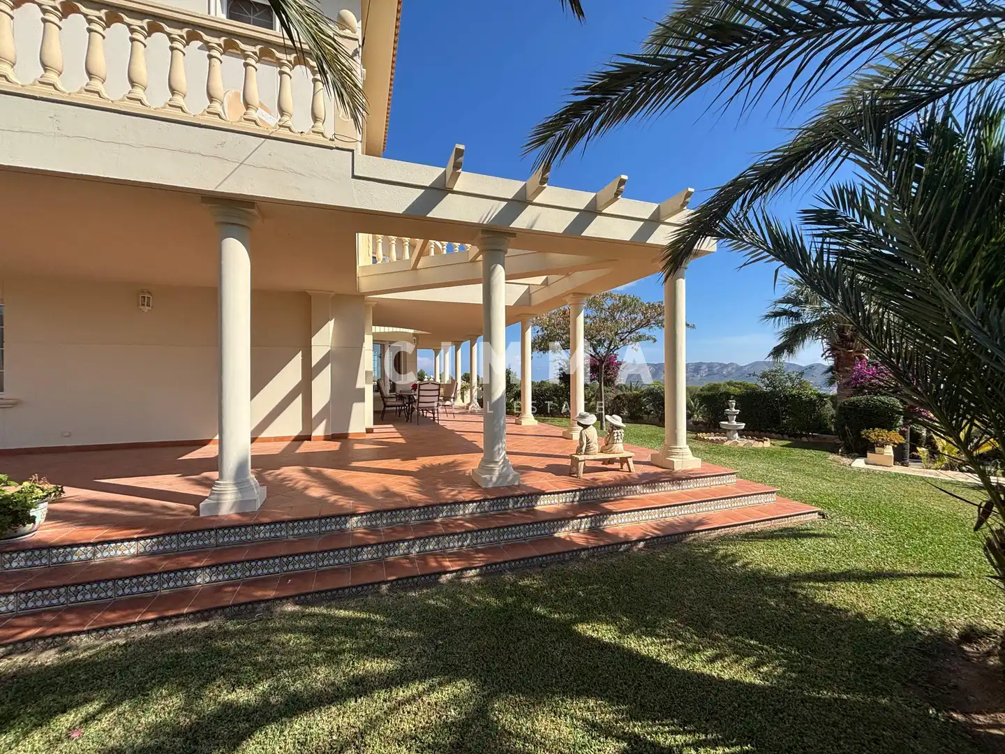 Chalet con piscina en venta en Urbanizaciones, imagen 55