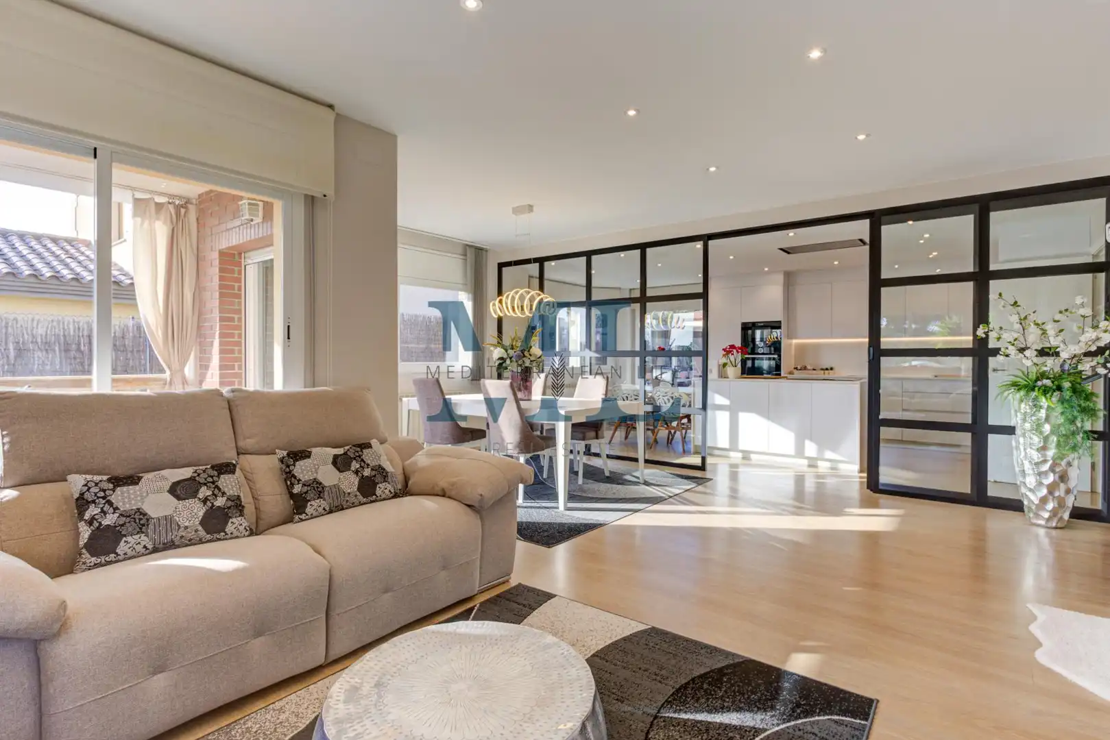 Sala de estar de Casa o chalet en venta en Sant Pere de Ribes con Calefacción, Jardín privado y Piscina