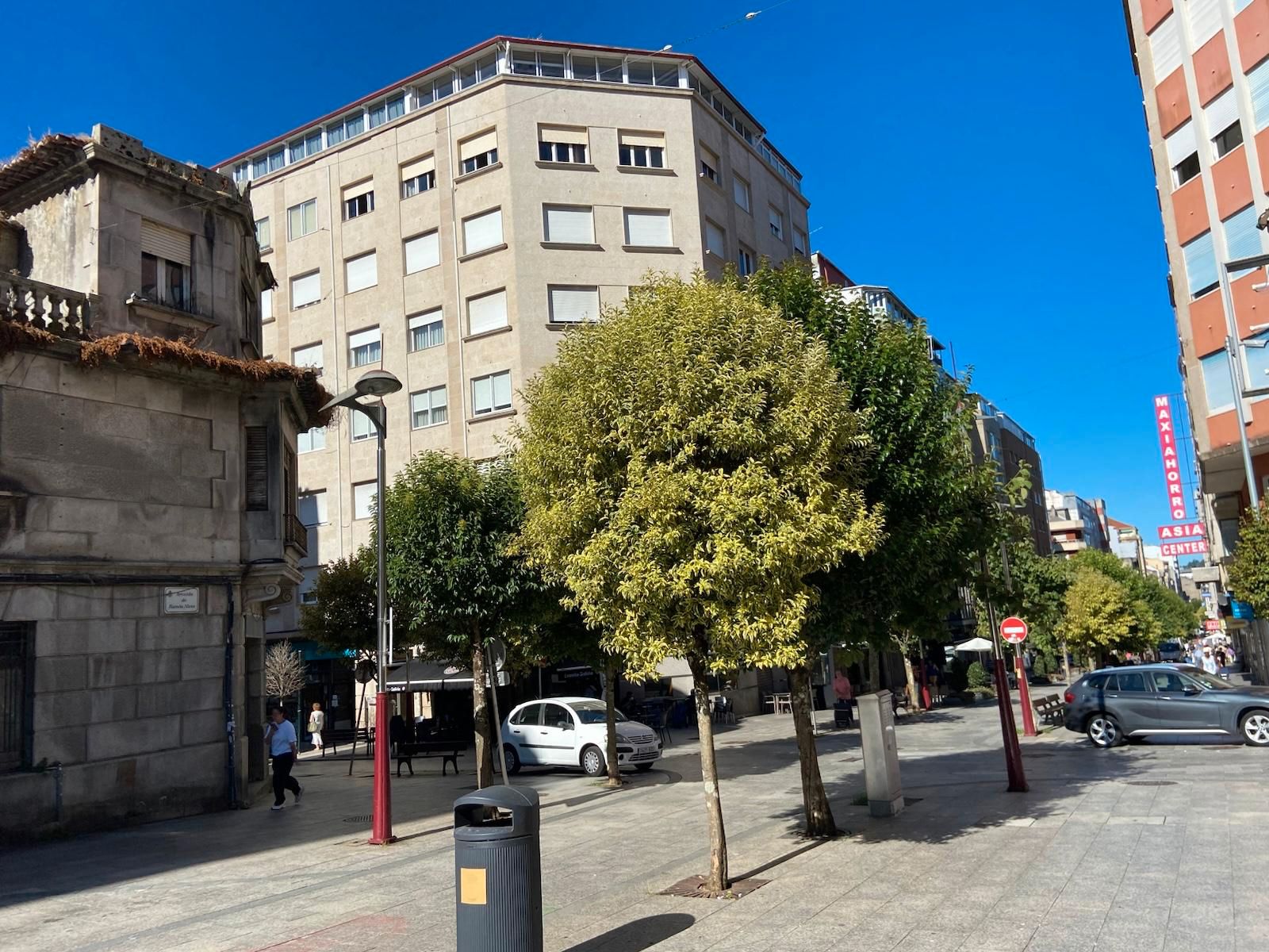 Vista exterior de Piso en venta en Vigo  con Calefacción y Parquet