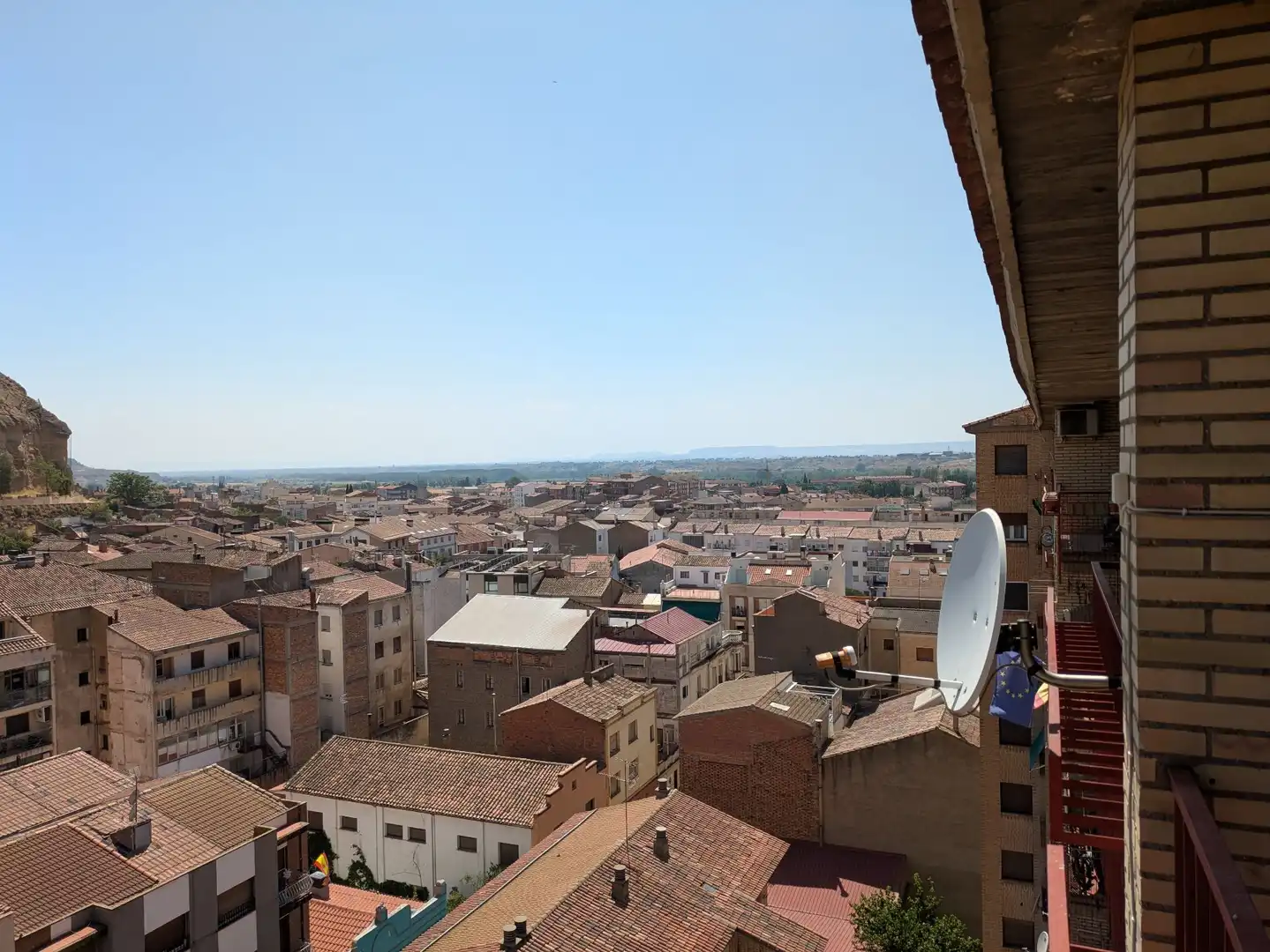 Exterior view of Flat for sale in Monzón  with Heating, Terrace and Storage room
