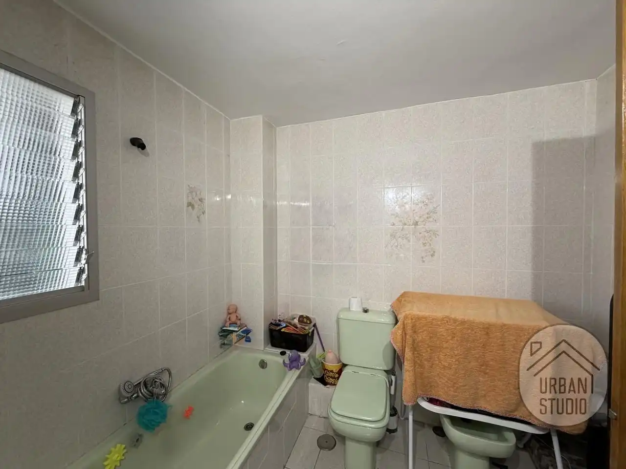 Baño de Piso en venta en Alicante / Alacant con Terraza