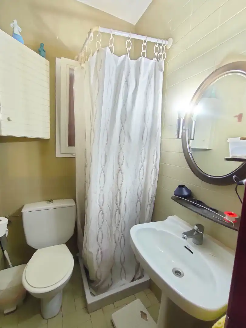 Bathroom of Houses for sale in Godelleta  with Air Conditioner, Private garden and Terrace