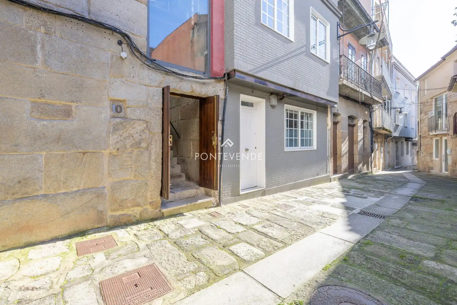 Casa adosada en venta en Cangas pueblo