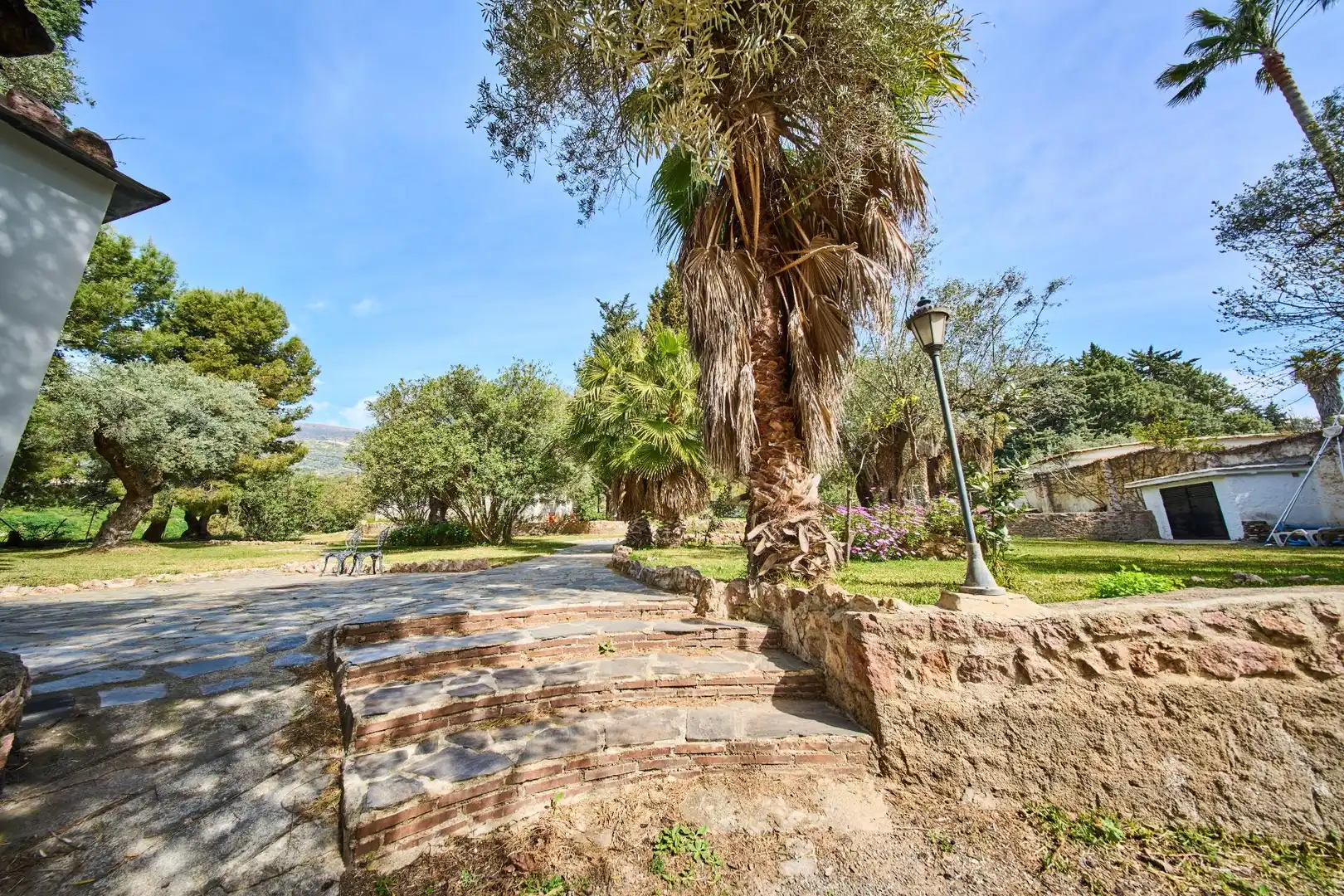 Jardí de Finca rústica en venda en Órgiva amb Jardí privat, Terrassa i Moblat