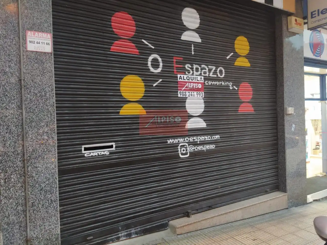 Local comercial de lloguer a Couto, imagen 8