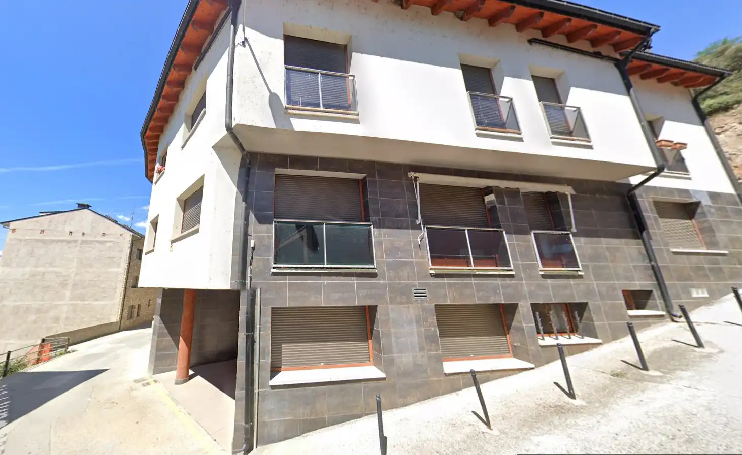 Vista exterior de Dúplex en venta en La Seu d'Urgell