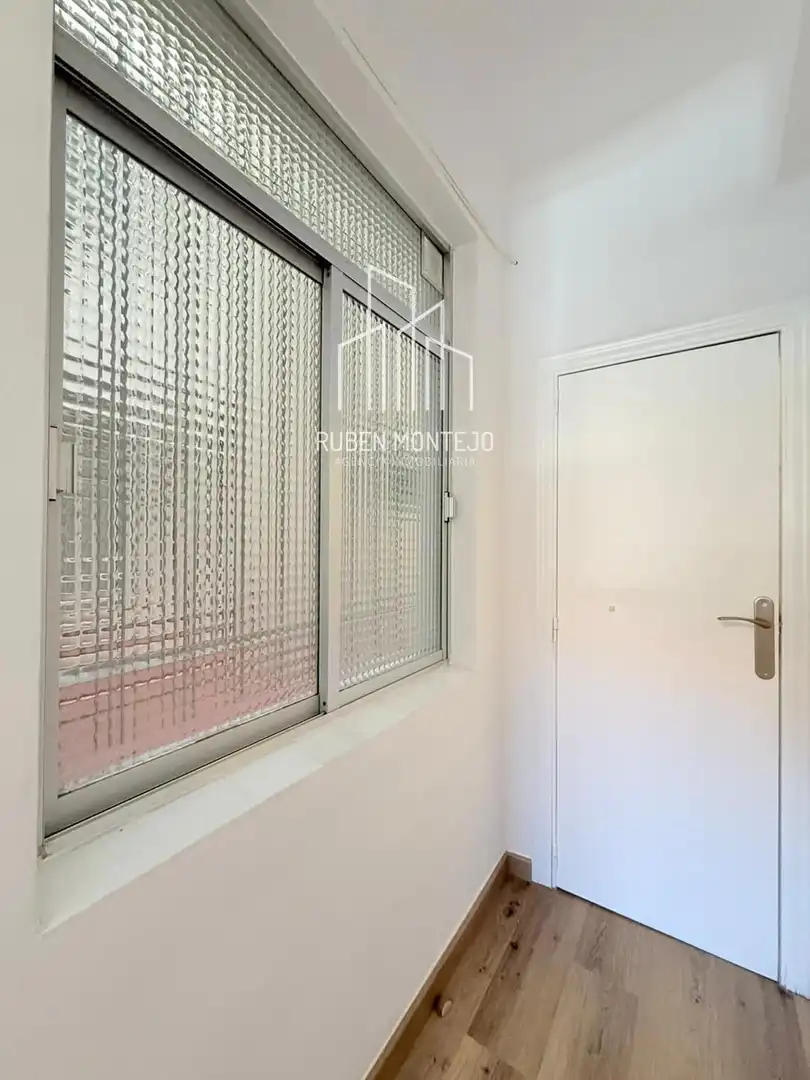 Bedroom of Flat for rent in Salamanca  with Heating, Storage room and Furnished