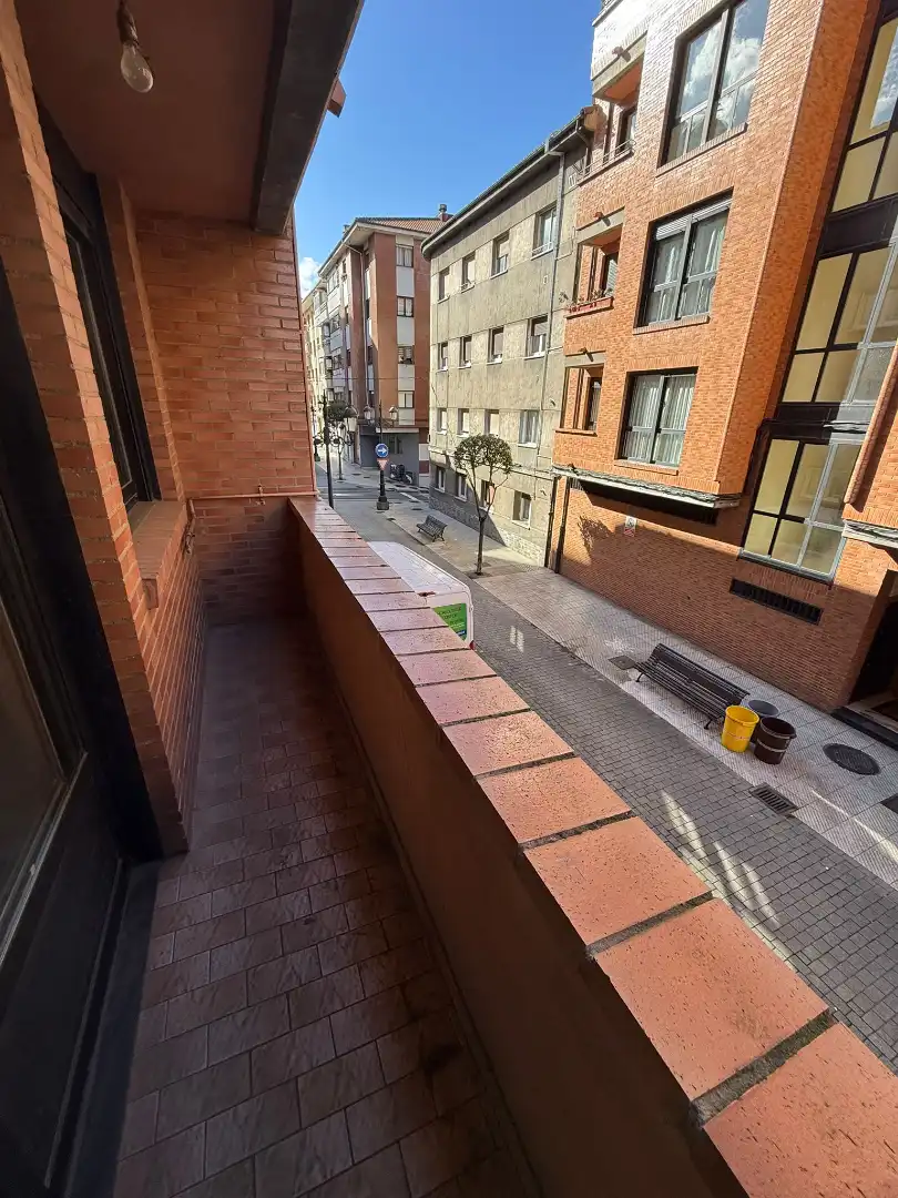 Terrasse von Wohnung zum Verkauf in Oviedo  mit Heizung, Terrasse und Abstellraum