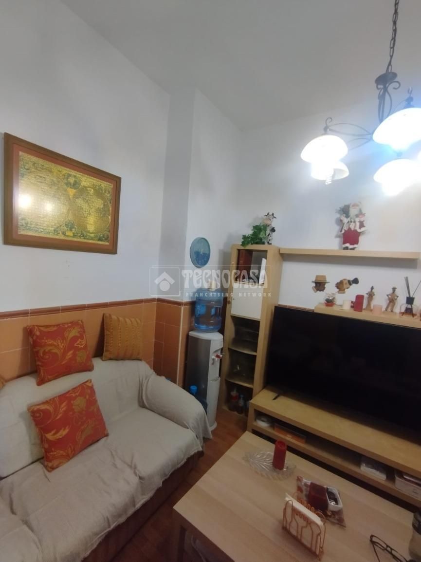 Casa adosada en venda a El Molinillo - Capuchinos, Centro