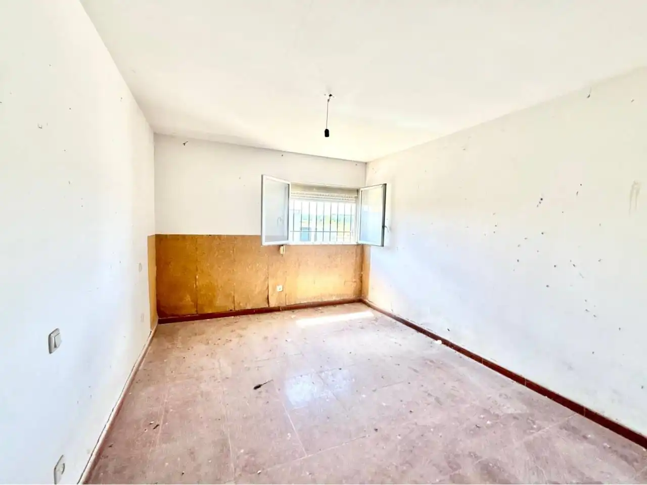 Bedroom of Houses for sale in Malpica de Tajo