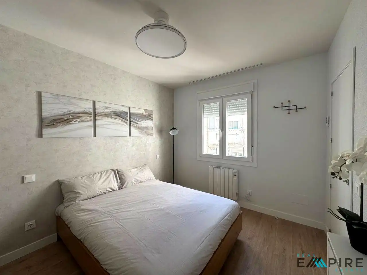 Bedroom of Flat for share in Pozuelo de Alarcón  with Heating, Furnished and Internet