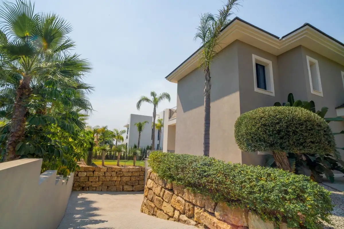Commercial properties for sale in Los Flamingos