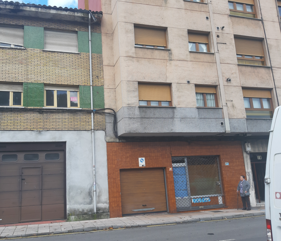 Piso en venta en C/ La Nozaleda, Sama
