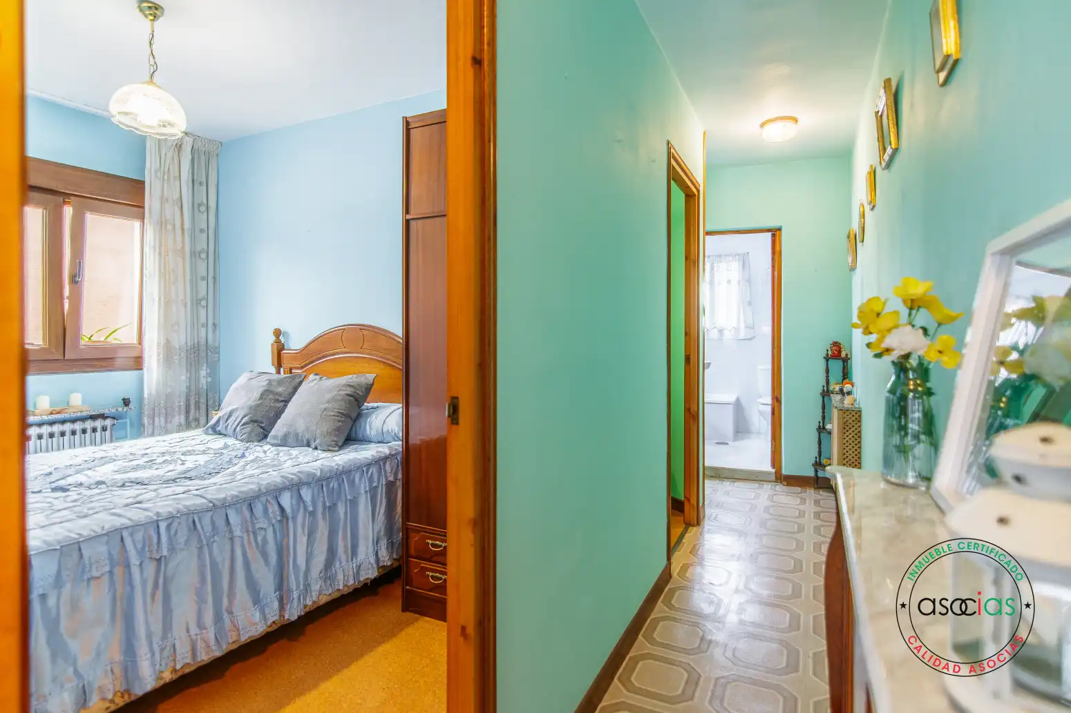 Habitación de Casa adosada en venta en Proaza con Calefacción y Trastero