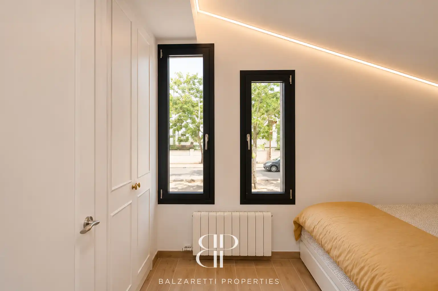 Schlafzimmer von Haus oder Chalet zum Verkauf in Canet de Mar mit Klimaanlage, Heizung und Privatgarten