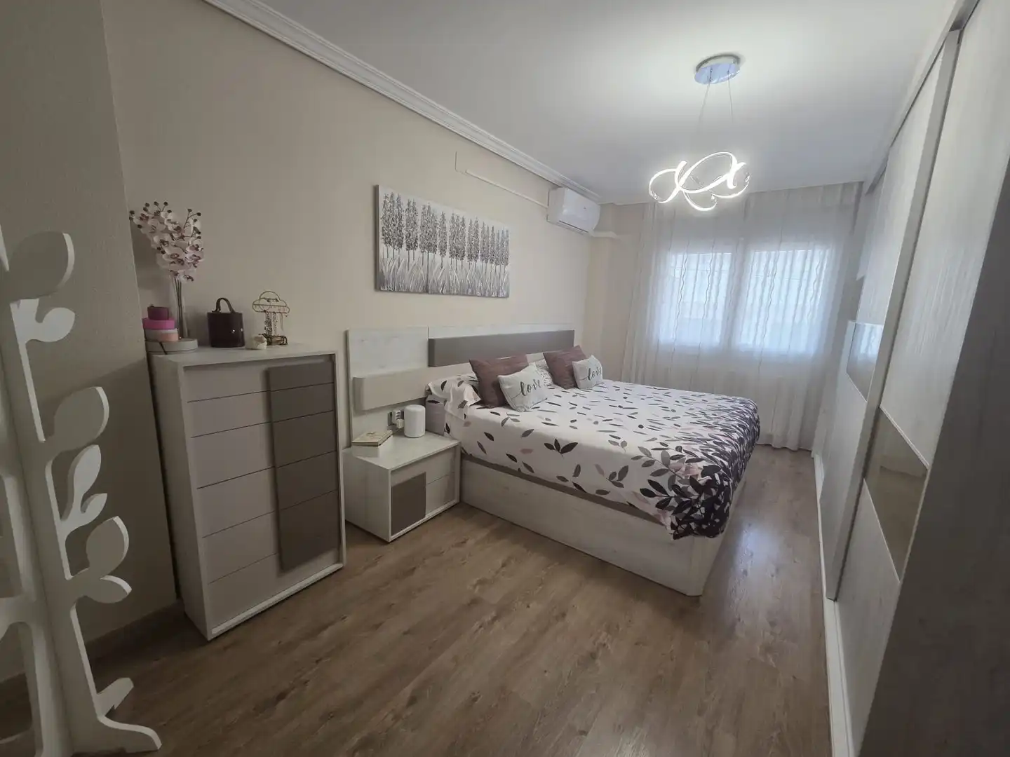 Habitación de Casa o chalet en venta en Ciudad Real con Aire acondicionado, Calefacción y Jardín privado