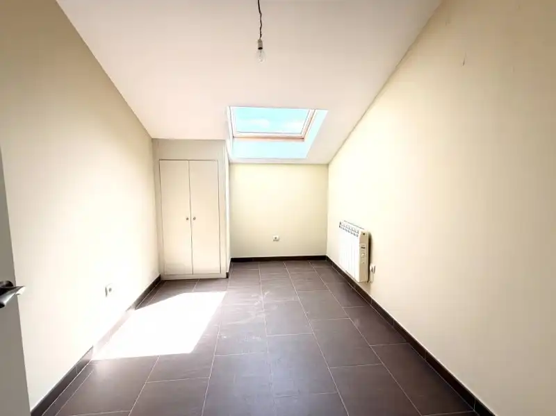 Ático en venta en Villacastín con Calefacción, Jardín privado y Terraza