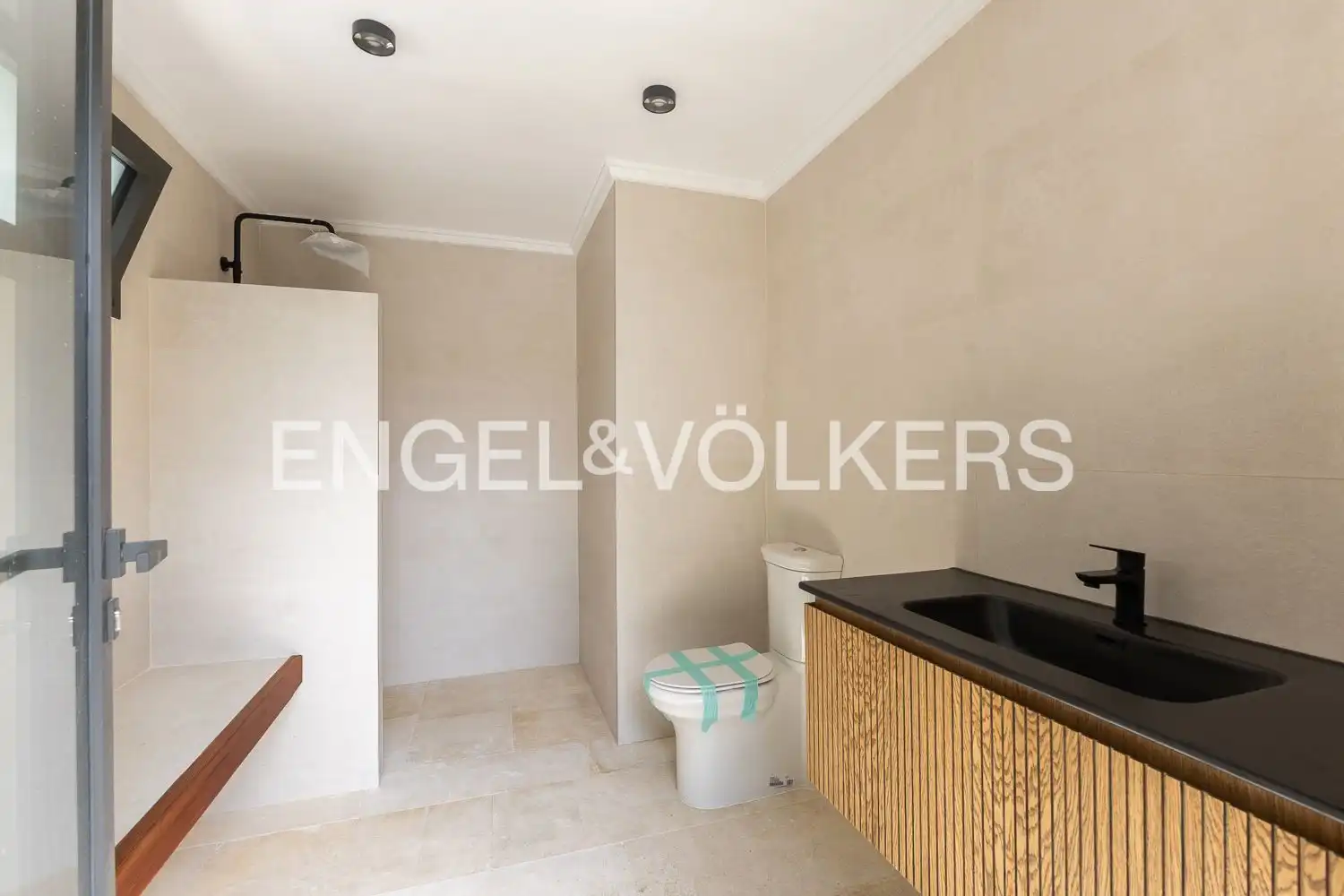 Bathroom of Houses for rent in Campolivar