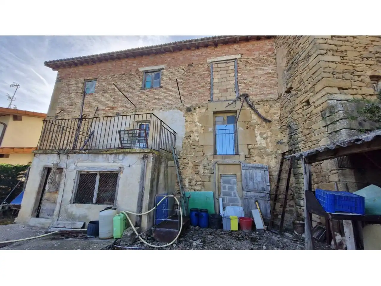 Vista exterior de Casa o chalet en venta en Elvillar / Bilar con Jardín privado