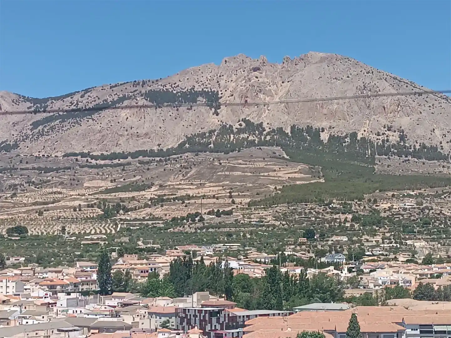 Vista exterior de Àtic en venda en Vélez-Rubio amb Aire condicionat, Traster i Moblat