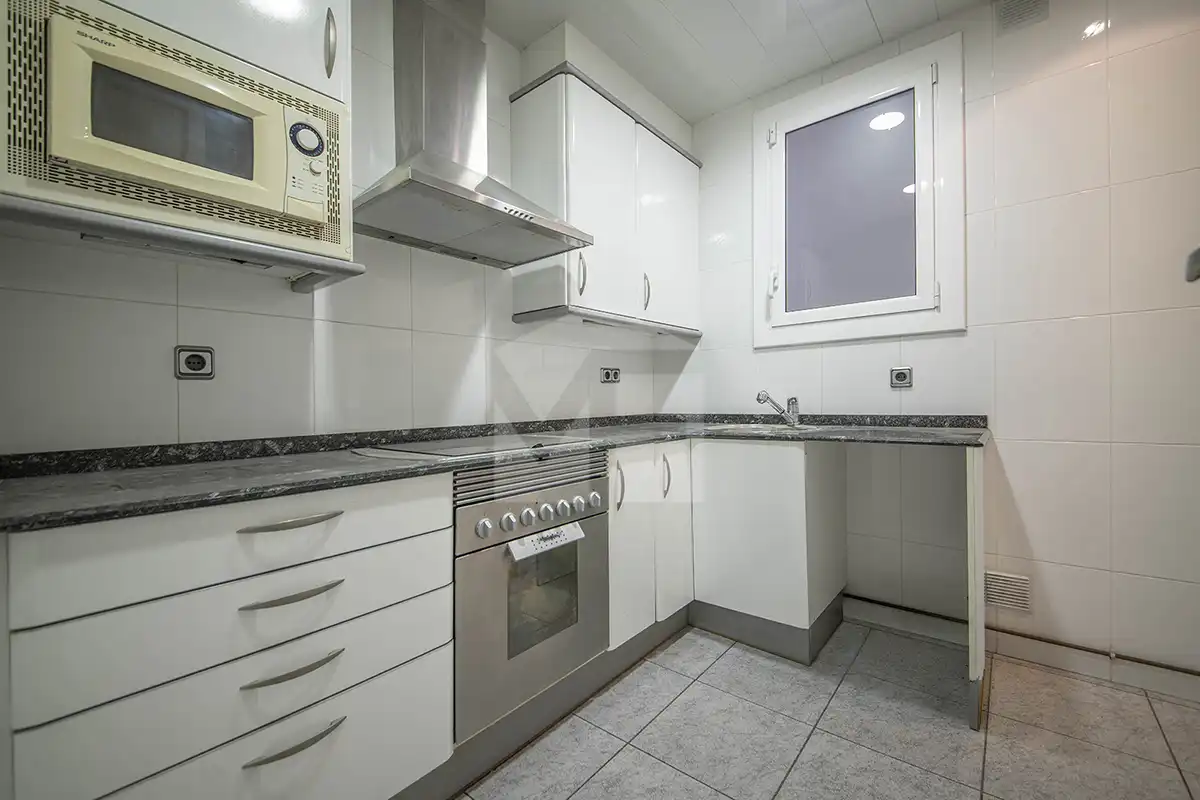 Kitchen of Flat for sale in Barcelona  with Heating and Balcony