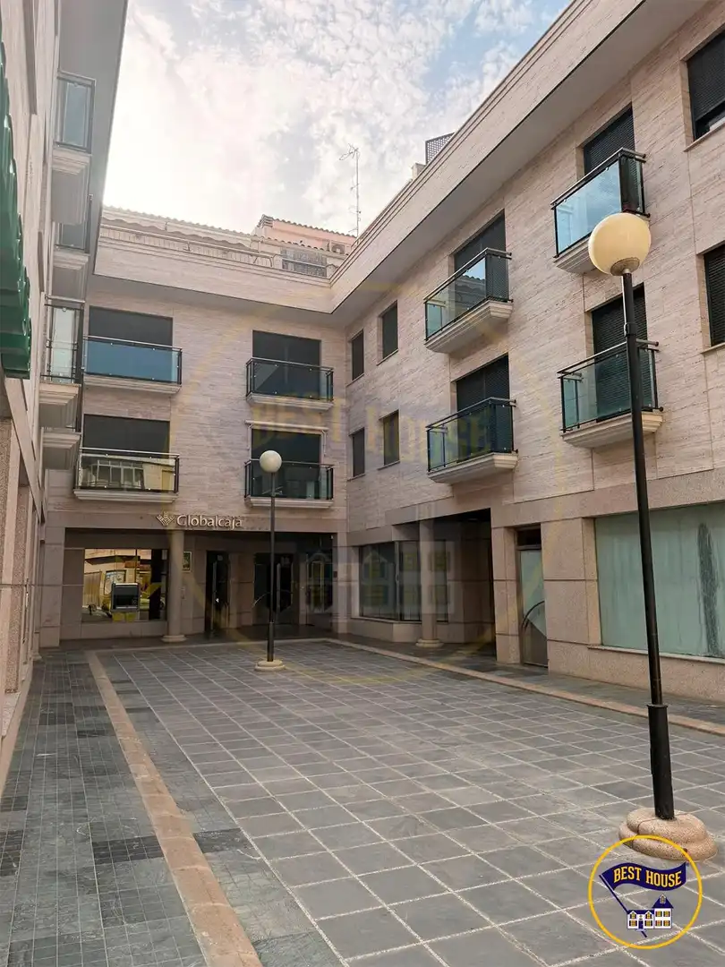 Vista exterior de Casa adosada en venta en Quintanar del Rey con Aire acondicionado, Calefacción y Amueblado