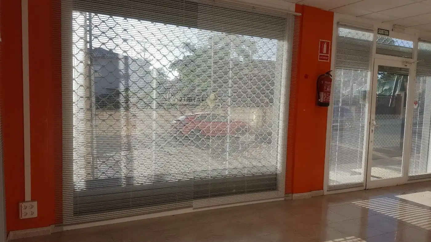 Local en venda a Avinguda de la Generalitat, 2, Vilallonga del Camp