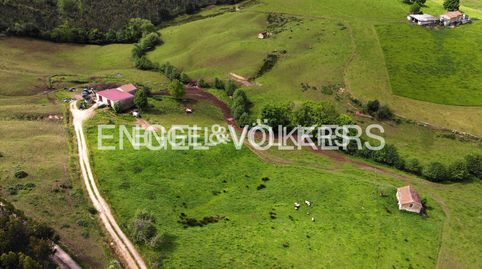 Foto 4 de Residencial en venta en Barrio Carrimon, Renedo, Piélagos