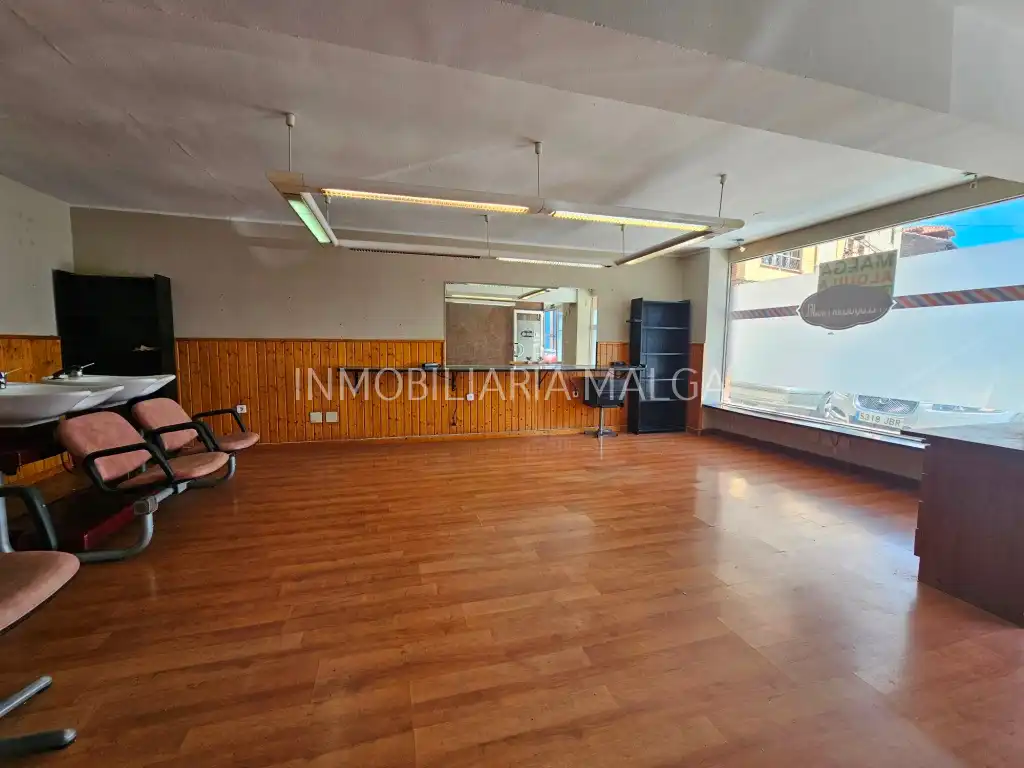 Business premises to rent in Avenida de la Reconquista 6, imagen 5