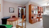 Living room of Flat for sale in  Sevilla Capital  with Private garden, Terrace and Balcony