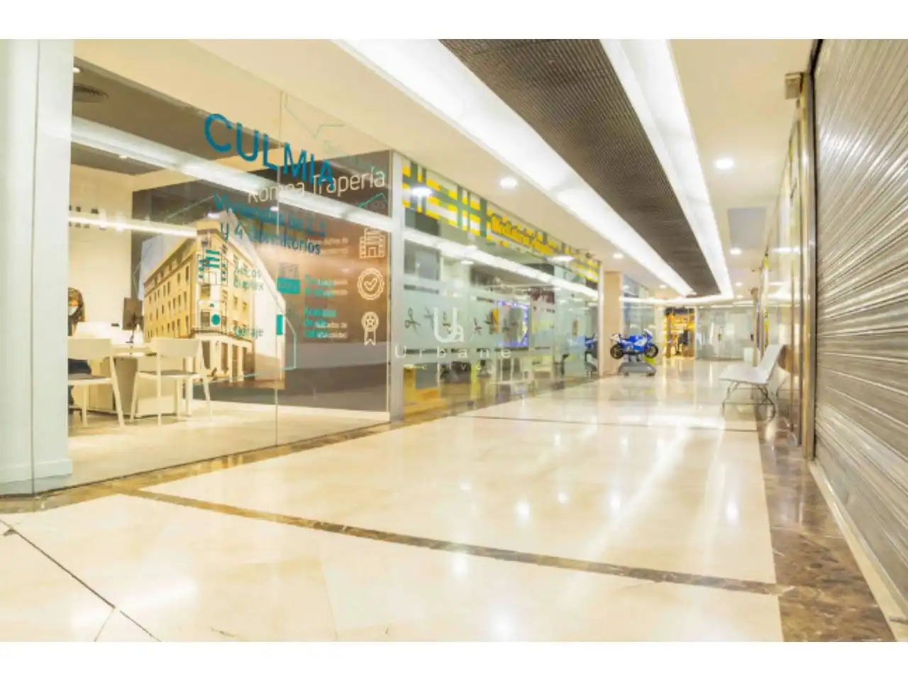 Local comercial en venda a Plaza Cetina, imagen 3