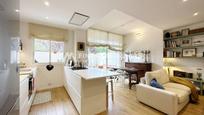 Exterior view of Flat to rent in Sant Cugat del Vallès  with Heating, Parquet flooring and Terrace